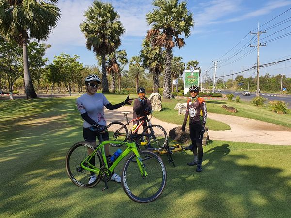 สนามกอล์ฟ กบินทร์บุรี สปอร์ตคลับ Kbsc 3 people bicycle and outdoors
