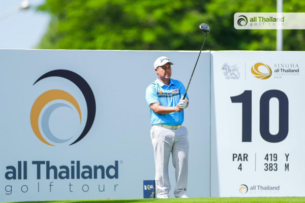 Watermill Golf Club amp Resort nbsp 1 คน กำลังตีกอล์ฟ สนามกอล์ฟ และ ข้อความพูดว่า all lThailand di golftour SRINGA BGO SINGHA all Thailand all Thailand golf go golftour tour 2024 10 PAR 419 419Y Y 4 383 M all Thailand