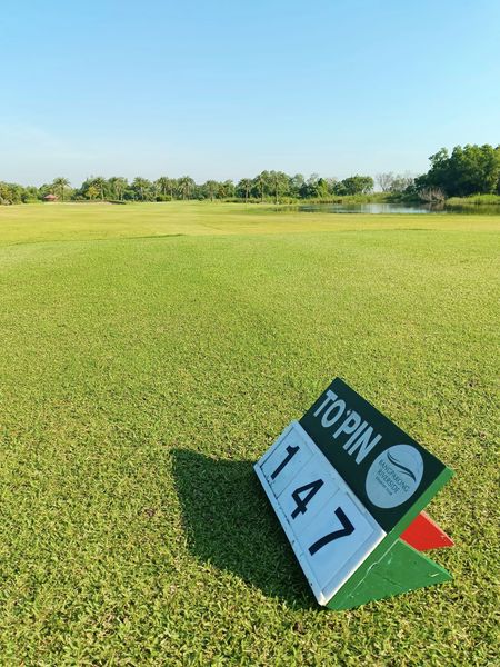 Bangpakong Riverside Country Club grass and golf course