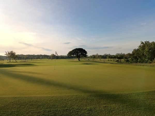 Bangpakong Riverside Country Club golf course nature and grass
