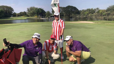 ขอแสดงความยินดีกับคุณไชยวัฒน์ จันทรจวน แขกสมาชิกในทีม BCC ทำ Hole in one ได้ที่หลุม 4