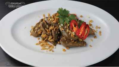 Fried Pork Liver with Garlic and Peppe
