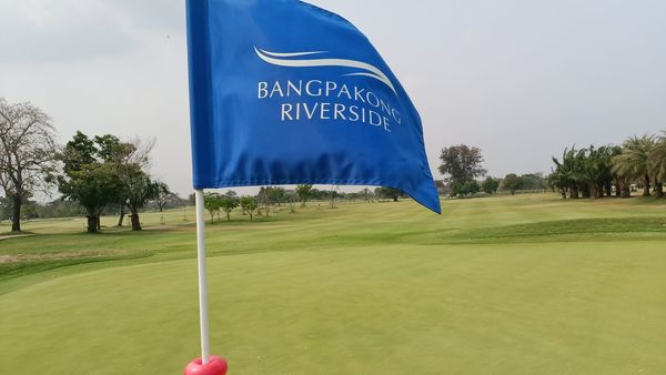 Bangpakong Riverside Country Club grass and golf course