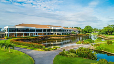 โปรโมโมโกะ อาโอยาม่า EP. 2 มาเเล้วค่า The Royal Golf Club &amp; Country Clubเชิญรับชมวงสวิงได้เลยค่ะฝากกดไลก์ กดเเชร์ ด้วยนะคะ