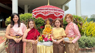 ภาพบรรยากาศงานสงกรานต์ที่ผ่านมาที่สนาม เดอะ รอยัลกอล์ฟ เเอนด์ คันทรี่ คลับ