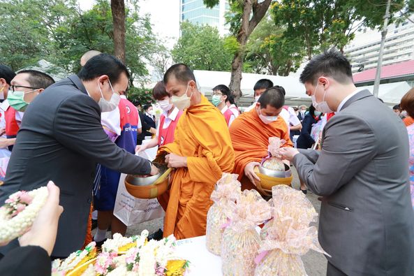 The Royal Bangkok Sports Club 4 people temple and text