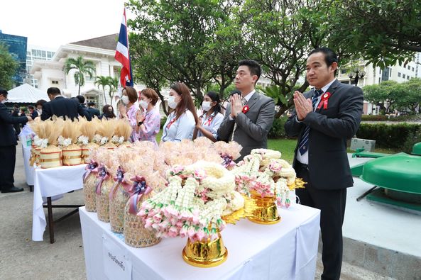 The Royal Bangkok Sports Club 8 people and text