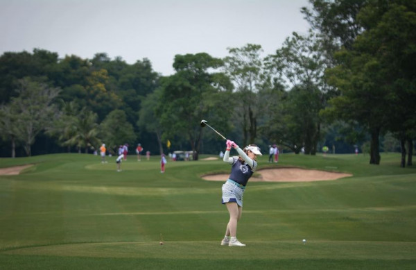 Lotus Valley Golf Resort 6 people people golfing and golf course