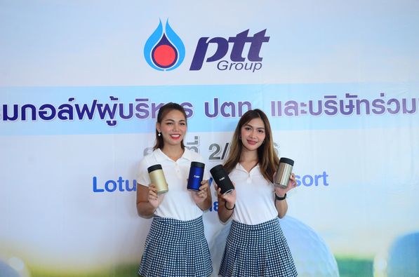 Lotus Valley Golf Resort 2 people hair product and text