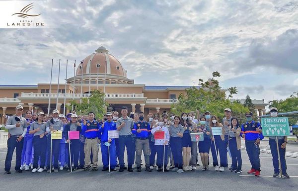 Royal Lakeside Golf Club 9 people hospital and text