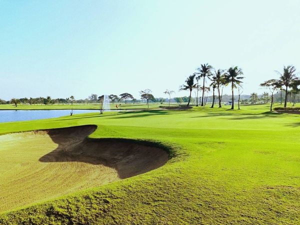 Bangpakong Riverside Country Club golf and golf course