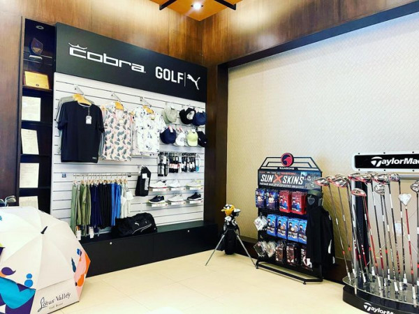 Lotus Valley Golf Resort text