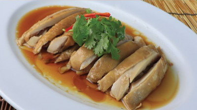 Boiled Domestic Fowl with Fish Sauc