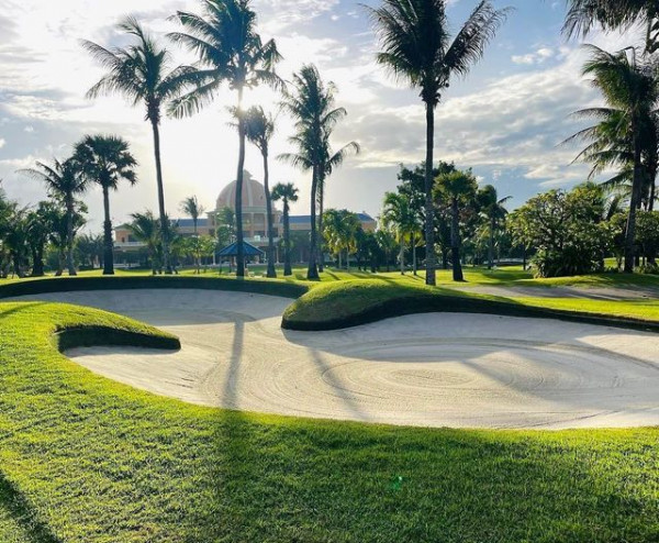 Royal Lakeside Golf Club golf grass and golf course