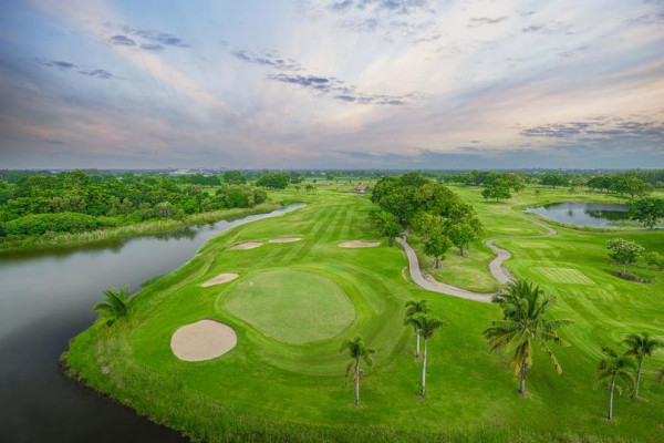 Uniland Golf amp Resort Thailand golf golf cart golf course and nature