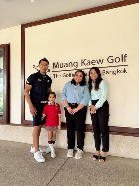 Muang Kaew Golf Course nbsp 4 people people golfing golf course and J Muang Kaew Golf The Golfir Bangkok