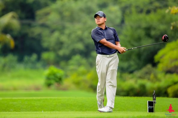 Alpinegolfresort Chiangmai 1 person golfing golf course and text-4