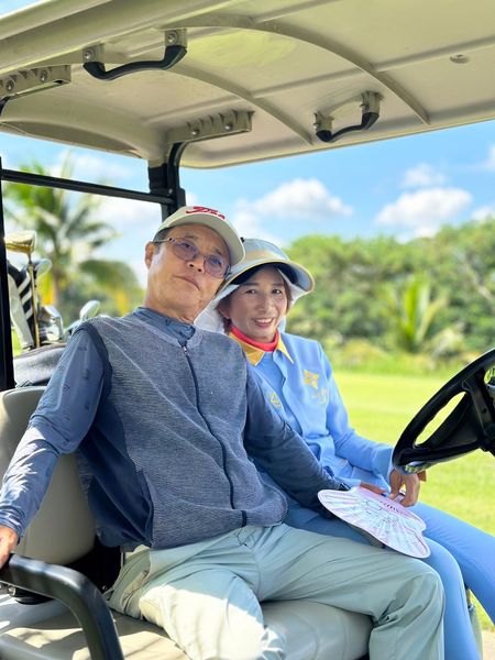 สนามกอล์ฟหริภุญชัย กอล์ฟคลับ nbsp 1 person golfing golf cart and golf course