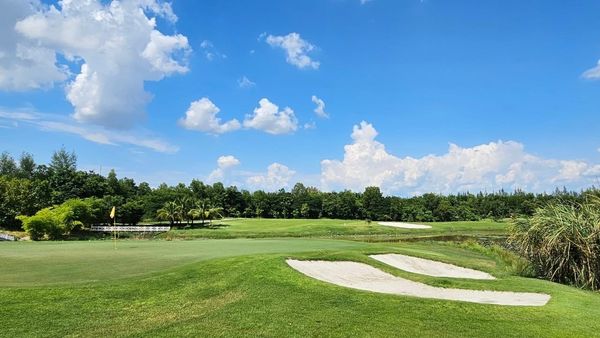 สนามกอล์ฟหริภุญชัย กอล์ฟคลับ nbsp golf golf cart golf course and grass