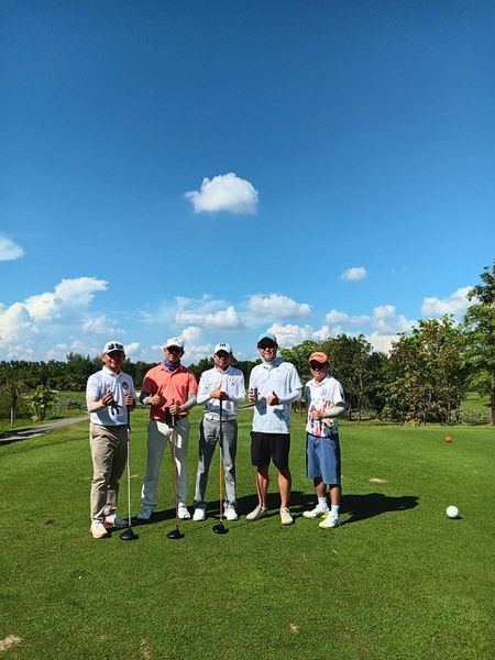 สนามกอล์ฟหริภุญชัย กอล์ฟคลับ nbsp 5 people people golfing and golf course