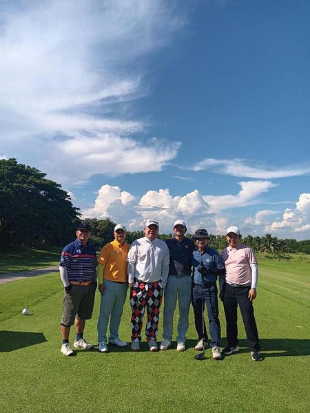 สนามกอล์ฟหริภุญชัย กอล์ฟคลับ nbsp 6 people people golfing and golf course