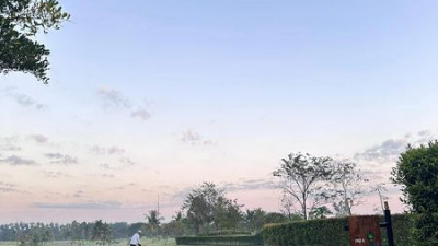 อากาศดีสุดๆ อุณหภูมิลดลง เช้านี้ที่สนามประมาณ 19 - 20 องศา ลมหนาวมา  เหมาะการออกรอบที่สุด ดูแลสุขภาพกันด้วยนะคะ