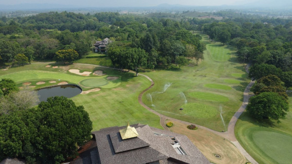 Santiburi Country Club Chiangrai nbsp กอล์ฟ รถกอล์ฟ พื้นหญ้า และ สนามกอล์ฟ