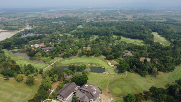 Santiburi Country Club Chiangrai nbsp กอล์ฟ พื้นหญ้า และ สนามกอล์ฟ
