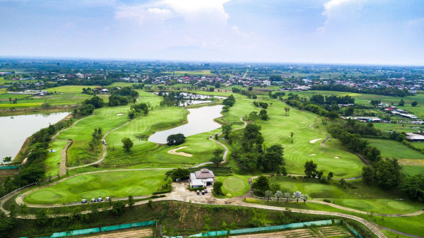 Alpine Golf Resort Chiangmai nbsp กอล์ฟ รถกอล์ฟ พื้นหญ้า และ สนามกอล์ฟ