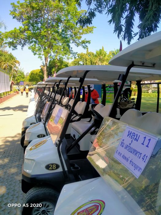 Lanna Golf Club 2 people golf cart and outdoors