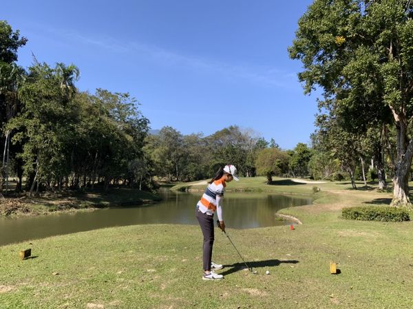 Lanna Golf Club 1 person nature and grass