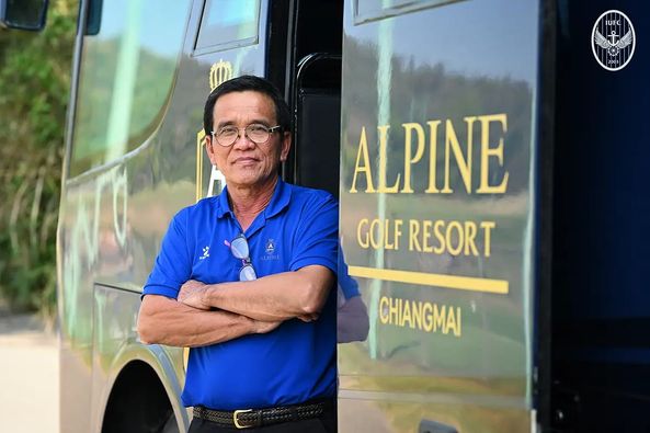 Alpinegolfresort Chiangmai 1 person and outdoors