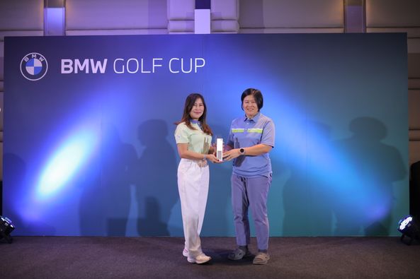 Alpinegolfresort Chiangmai 2 people people standing indoor and BMW GOLF CUP