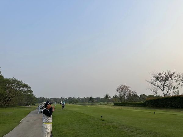 สนามกอล์ฟหริภุญชัย กอล์ฟคลับ 3 people grass and golf course-3