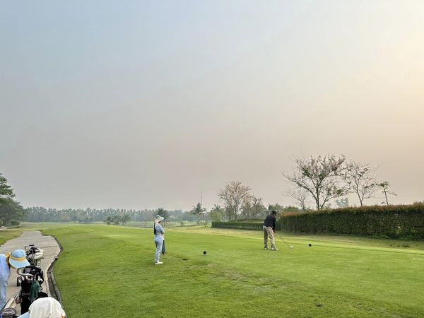 สนามกอล์ฟหริภุญชัย กอล์ฟคลับ 3 people grass and golf course