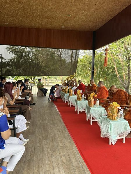 สนามกอล์ฟหริภุญชัย กอล์ฟคลับ 10 people and people standing