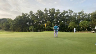 พฤษภาคมนี้ Tee-Off ยังมีว่างนะคะ พี่ๆนักกอล์ฟ Booking มาออกรอบได้เลยนะคะ สนามเปิดให้บริการทุกวันค่ะ