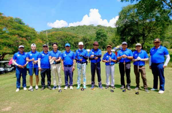 Panoramagolfclub 11 people people golfing and golf course