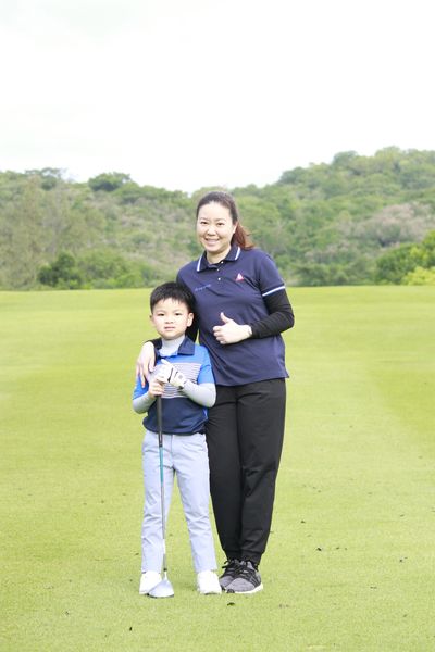 Panoramagolfclub 2 people people golfing and golf course