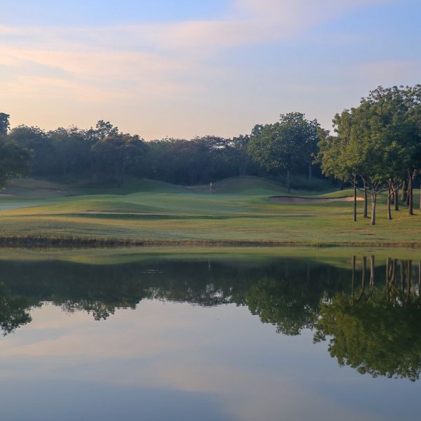 Lake View Resort amp Golf Club golf golf course and twilight-4