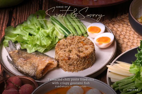 Toscana Valley tofu fried rice and Swt Sarry SENSE OF Sowtry FRUIT FLAVORS CREATION Tamarind chili paste fried rice with crispy gourami fish ข้าวผัดน้ำพริกมะขาม ลาสลิดทอด และไข่เค็ม CLUB CUCINA