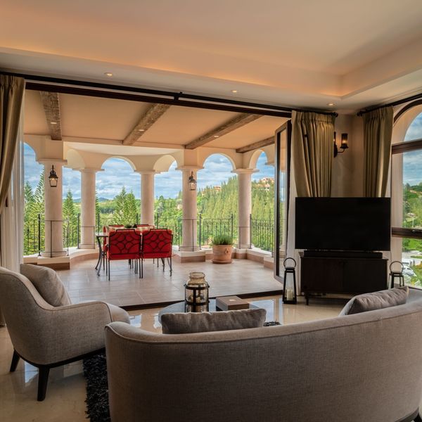 Toscana Valley nbsp living room