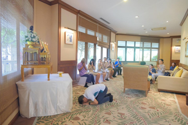 Palm Hills Golf Club amp Residence nbsp 8 คน และ แท่นบรรยาย