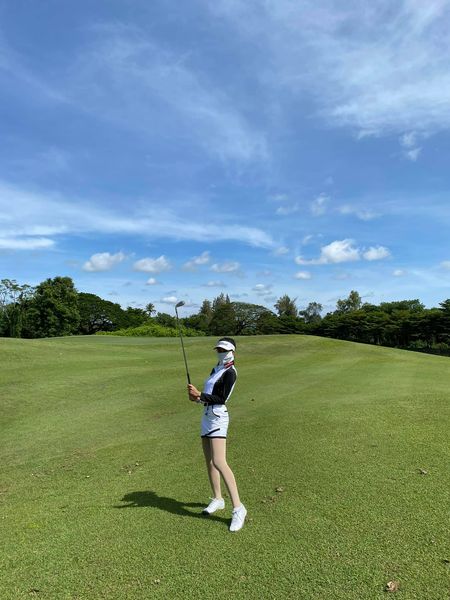 Mountain Creek Golf Resort And Residences 1 person and nature
