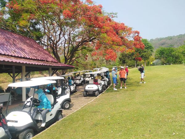 Panoramagolfclub 6 people people golfing golf cart and golf course