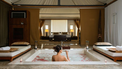 Get a feel of a lavish lifestyle at Kirimaya Tented Villa, where you can soak yourself in a milk bath while sipping the top-quality champagne specially provided for you. Because you're special, and we want you to have the most memorable time in the best k