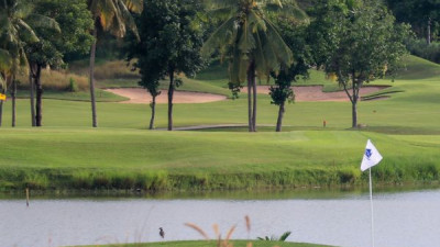 Enjoy a round of golf at 𝗟𝗮𝗸𝗲 𝗩𝗶𝗲𝘄 𝗥𝗲𝘀𝗼𝗿𝘁 &amp; 𝗚𝗼𝗹𝗳 𝗖𝗹𝘂𝗯 with a special promotion for all golfer