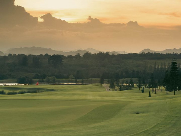 Toscana Valley golf nature twilight and golf course