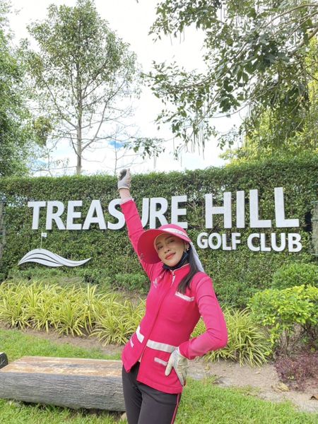 Treasure Hill Golf Club 1 person standing outdoors and TREAS IRE HILL GOLF CLUB