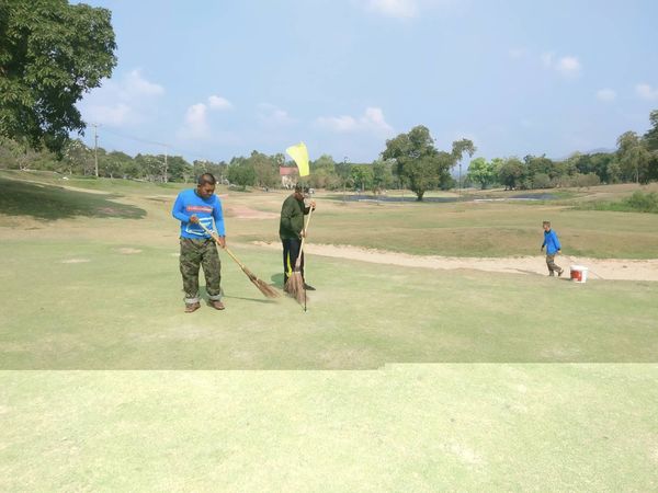 ศูนย์พัฒนากีฬา สอ รฝ ACDC Golf Course 3 people people golfing grass and golf course